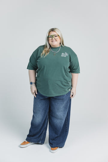 Lacey is wearing a size 3XL