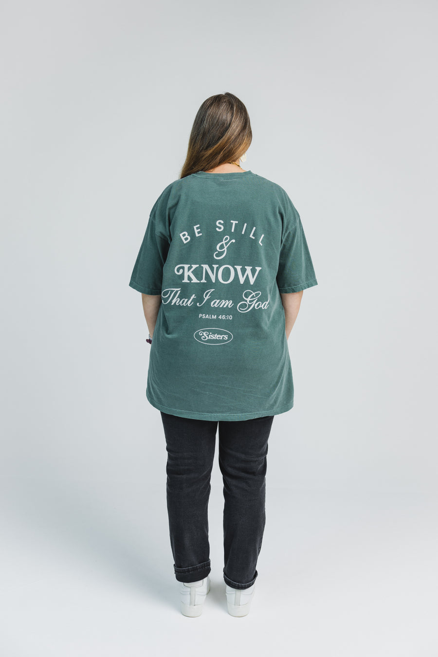 Lisa is wearing a size XL