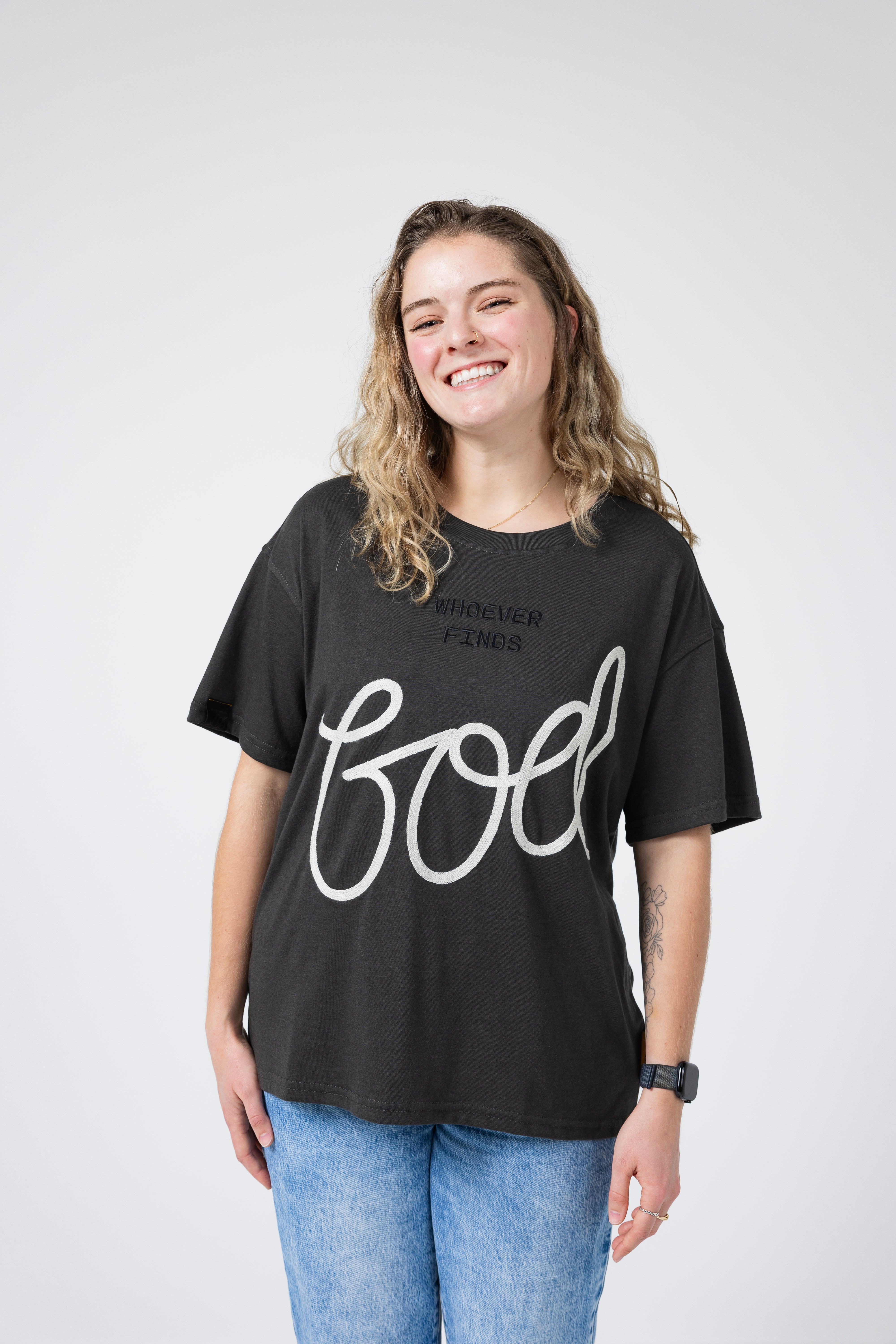 Ella is wearing a size L