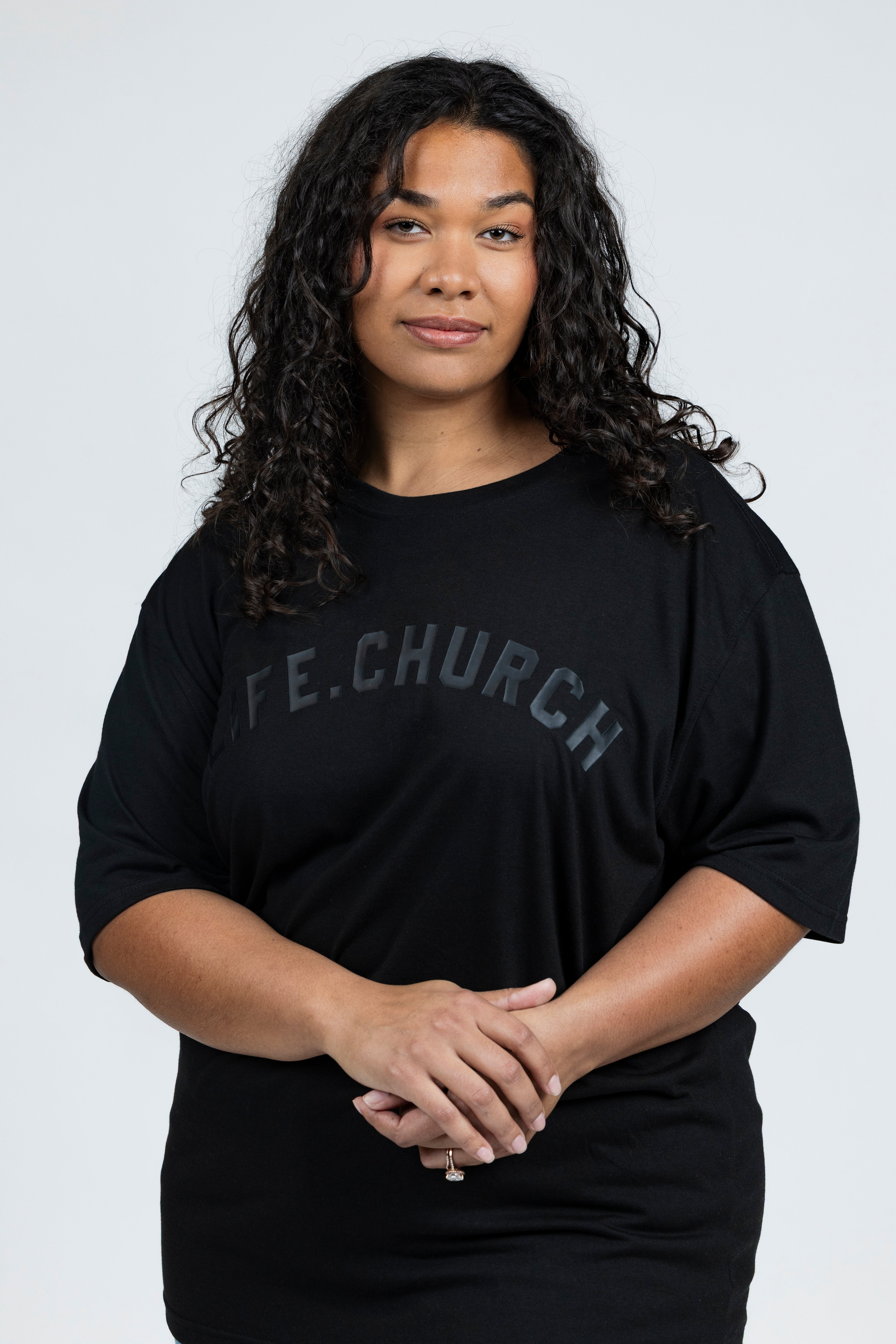 Lyric is wearing a size 2XL