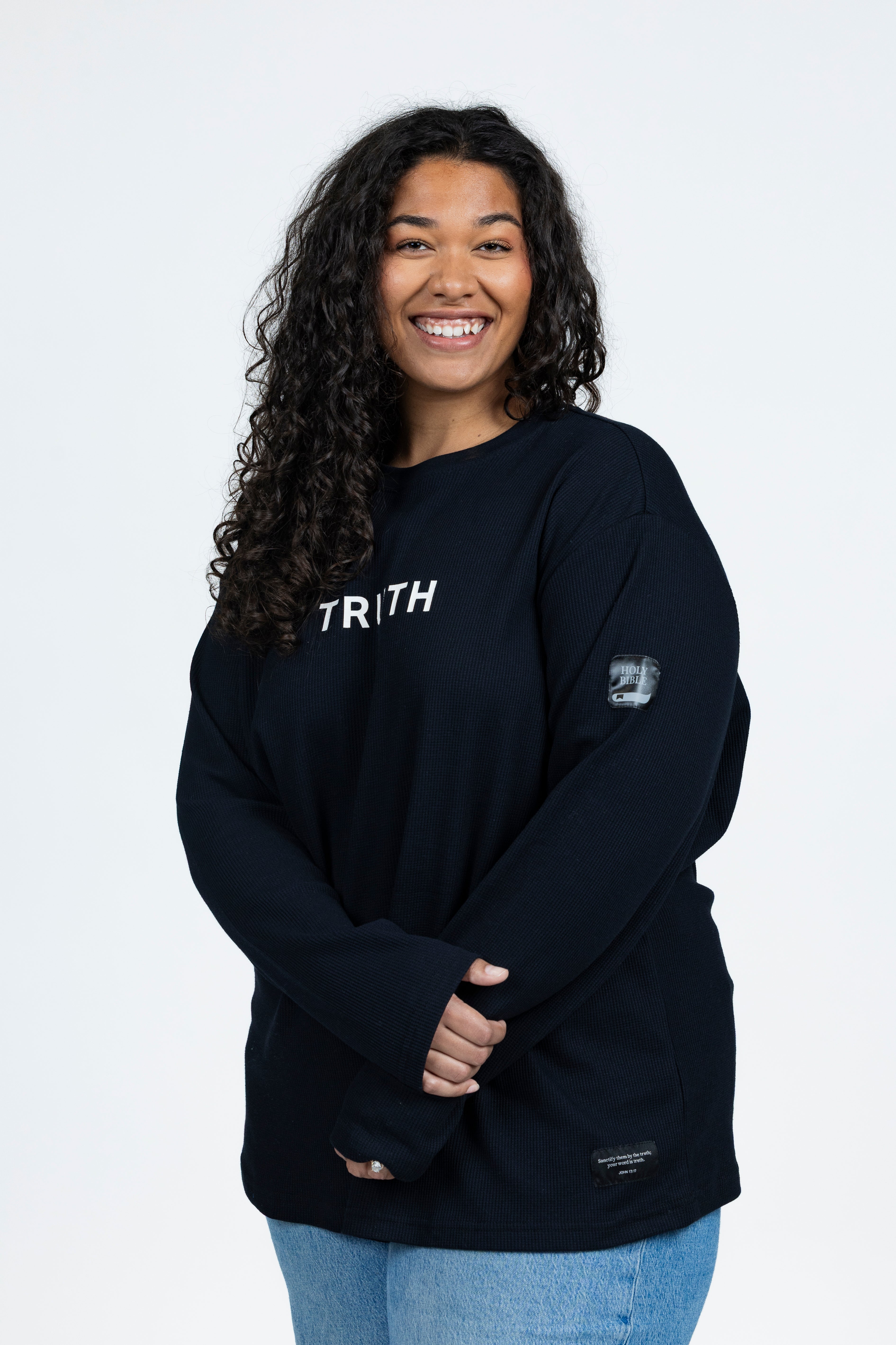 Lyric is wearing a size 2XL