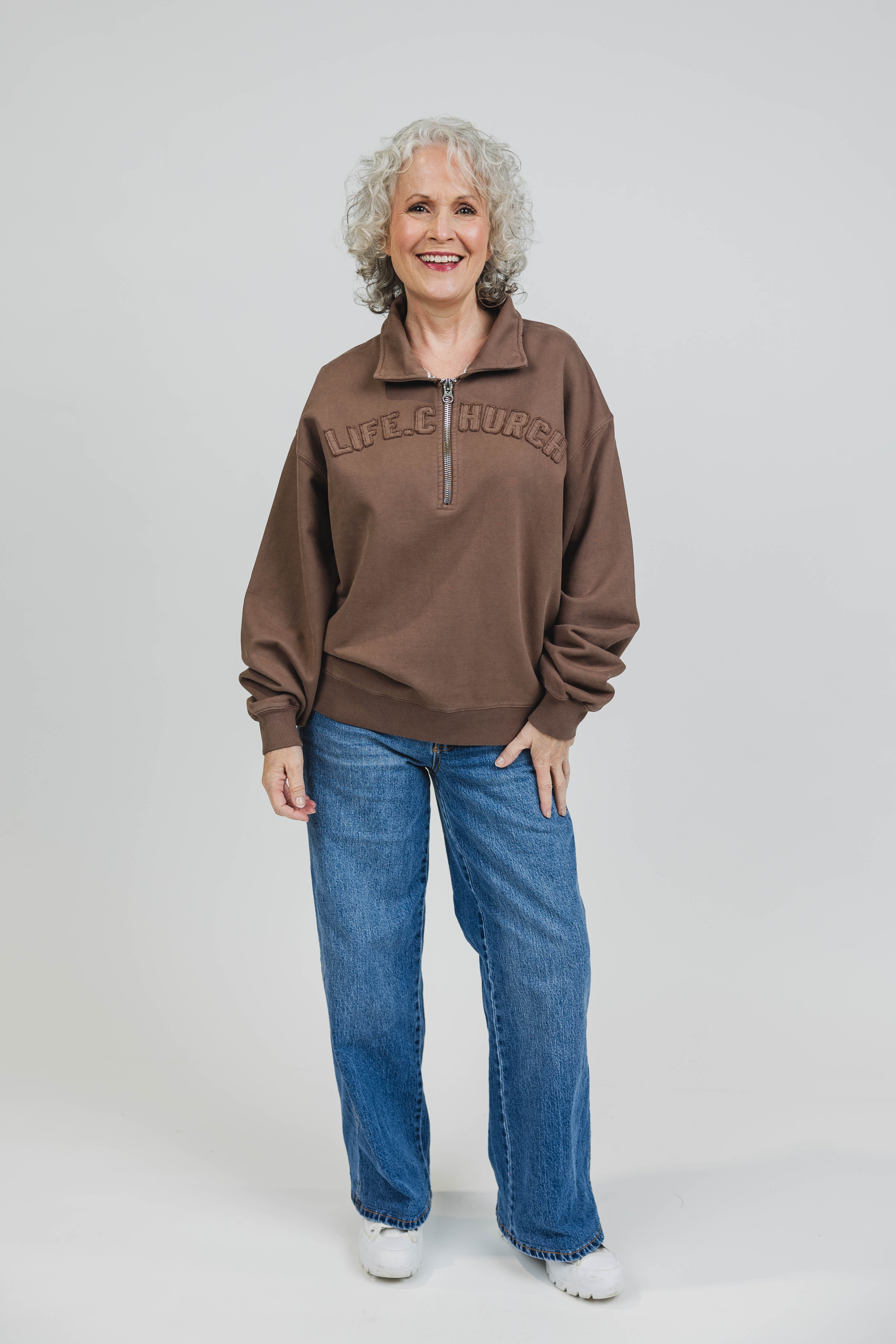 Linda Jo is 5'4" and wears a size S
