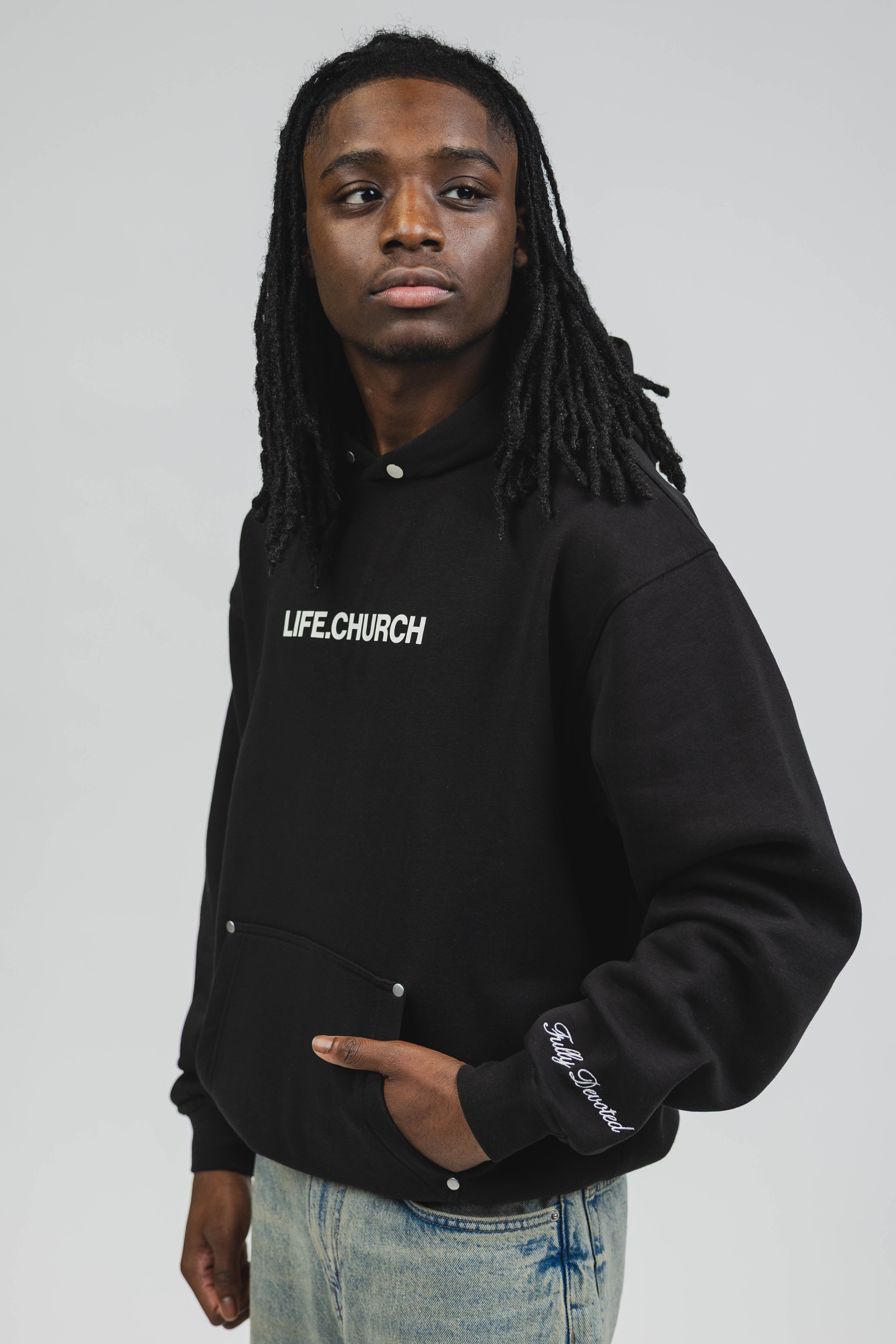 Keedron is 5'6" and wears a size M