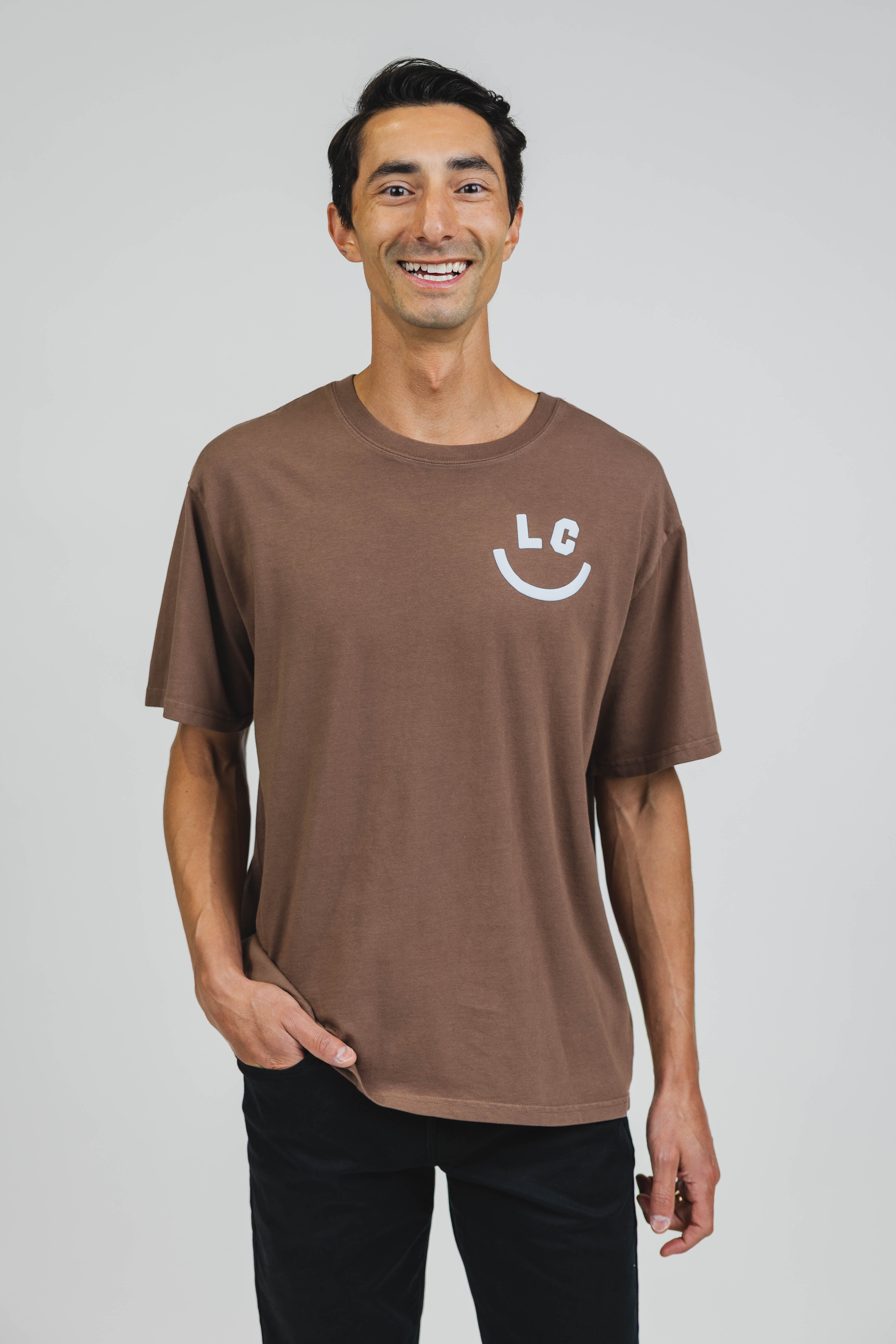 Ian is 6'1" and wears a size M