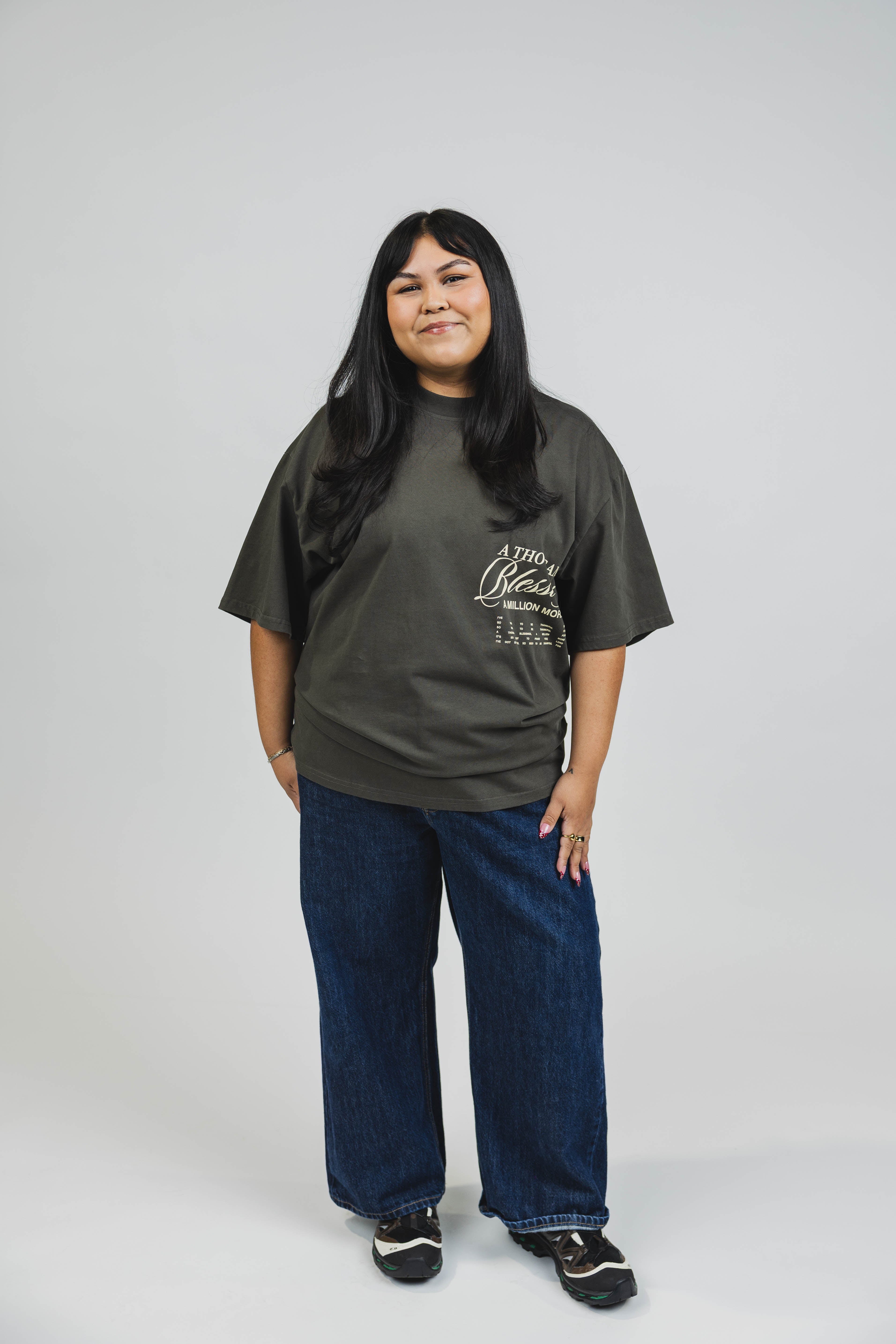 Ashlie is 5'3" and wears a size XL