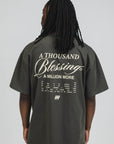 Keedron is 5'6" and wearsa size M