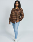 Aarikah is wearing a size L