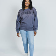 Aarikah is wearing a size L