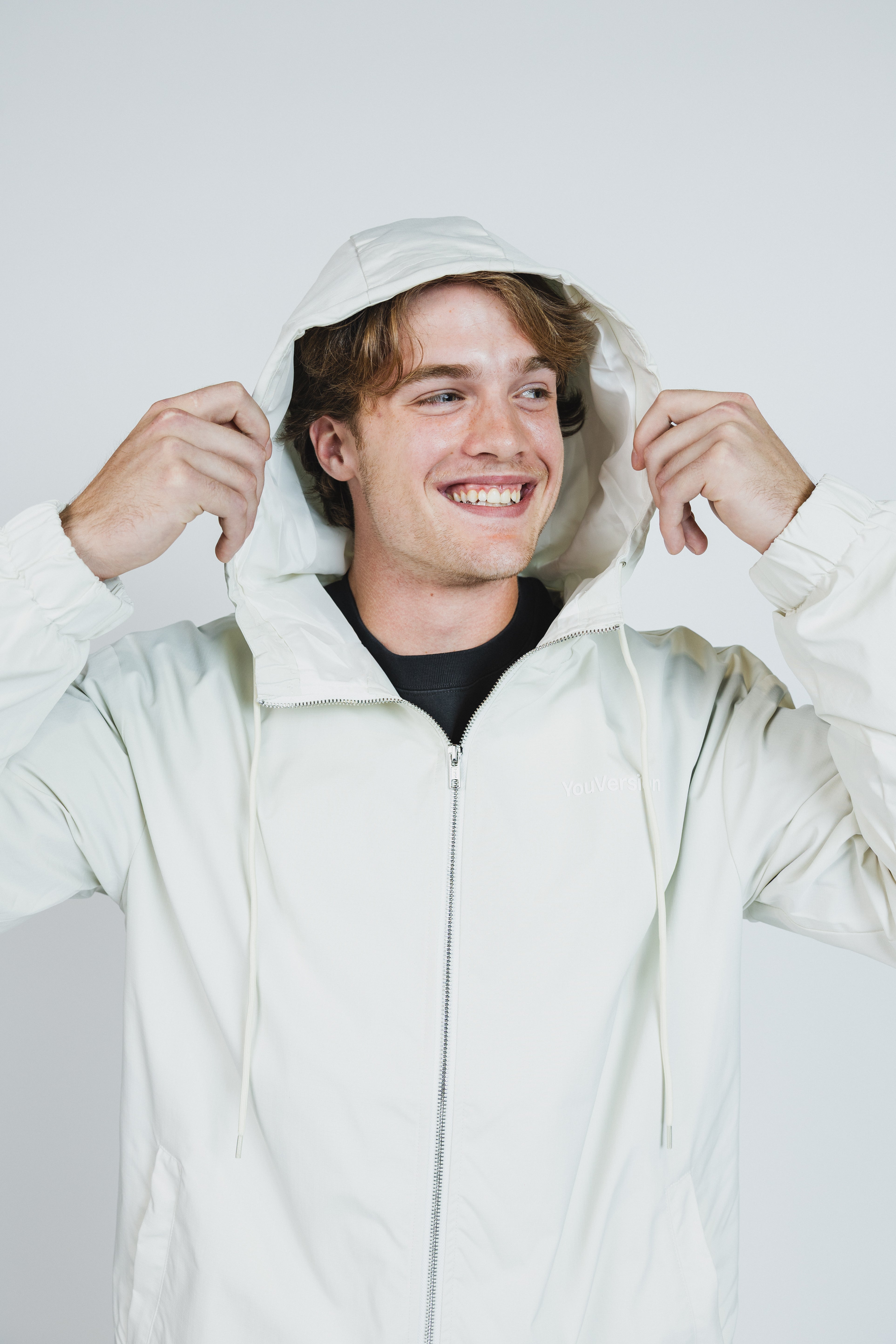 Mikah is wearing a size 2XL