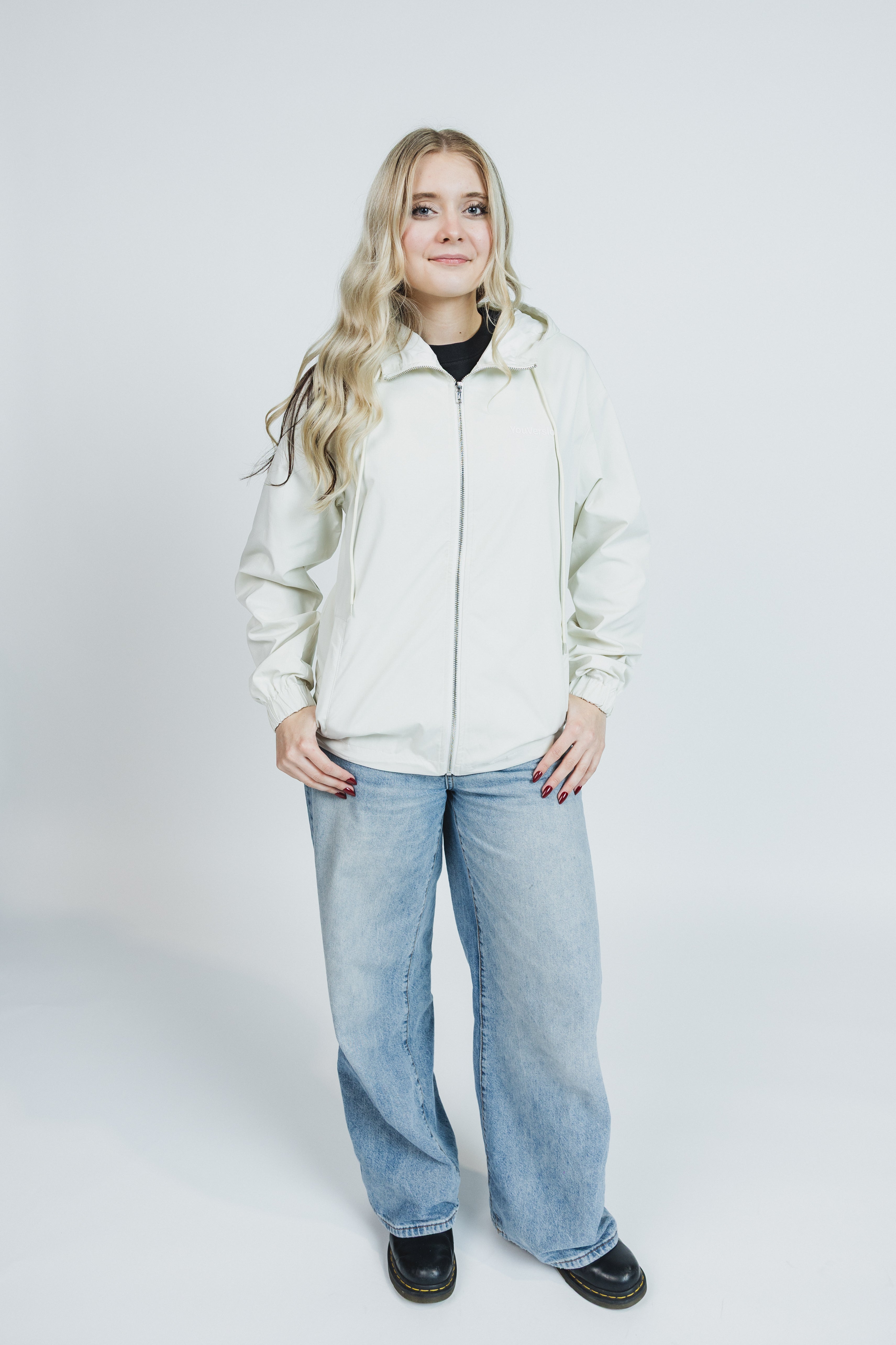 Maddie is wearing a size M