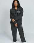 Aarikah is wearing a size L